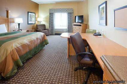 Hawthorn Extended By Wyndham Hotel Minot